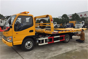 阳山哪里有拖车服务